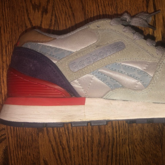 Super cute Reebok sneakers - Picture 3 of 5